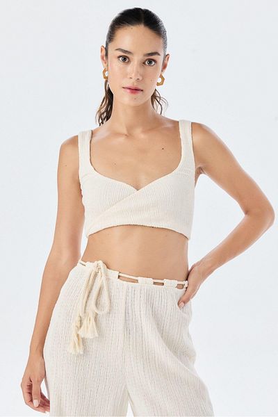 Rue Studio Χοντρό λουράκι με τετράγωνο γιακά εκρού Crop Top
