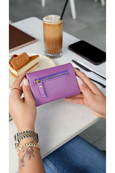 Crew Leather Seoul Women's Wallet - Coin Compartment - Soft Leather