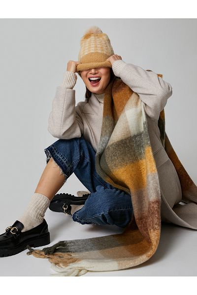 Koton Plush Beanie with Soft Texture and Pompom Detail