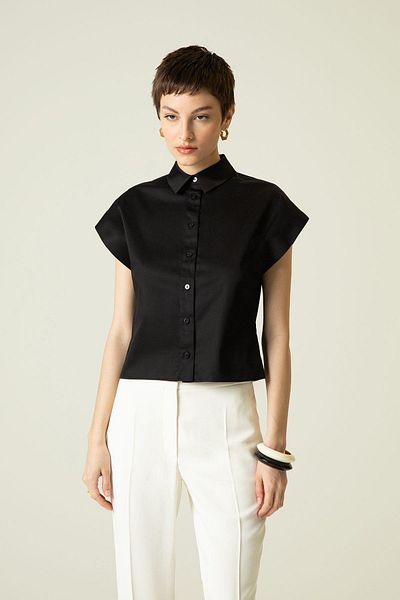rue. Short Sleeve Black Poplin Shirt