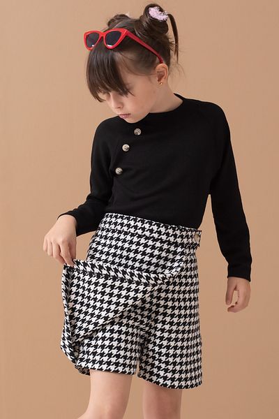 Cansın Mini Μαύρο σορτς με μοτίβο Houndstooth με φούστα και κοριτσίστικο κοστούμι Badili 19558