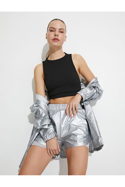 Koton Shorts mit metallisch glänzender Strumpfhose – Sport, kurze Tasche, wasserabweisend