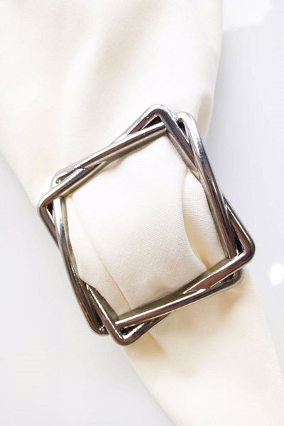 tsundoku 6 Pieces Silver Square Metal Napkin Rings