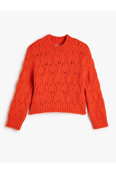 Koton Gestrickter Pullover mit durchbrochenem Rundhalsausschnitt, langen Ärmeln und weicher Struktur