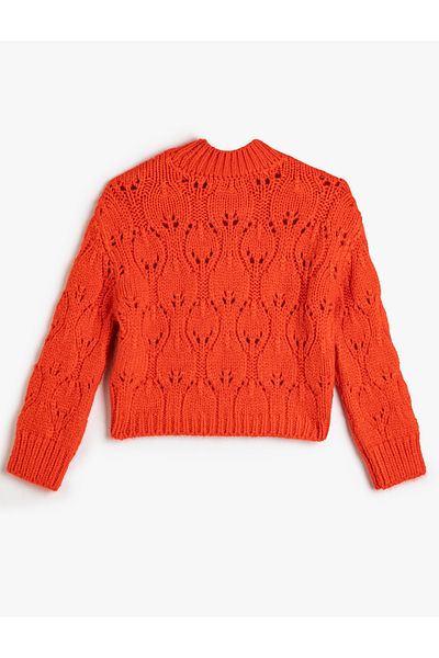Koton Gestrickter Pullover mit durchbrochenem Rundhalsausschnitt, langen Ärmeln und weicher Struktur