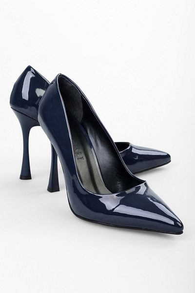 Shoeberry Damen-Stiletto-Absatz Mags in Marineblau aus Lackleder