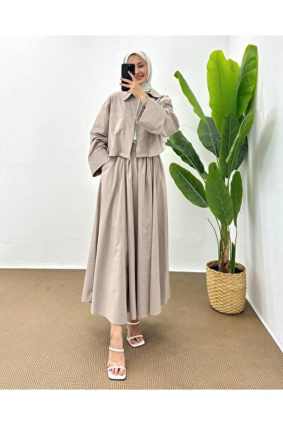 hueonline طقم باللون البيج - تفاصيل الجيب وسحاب