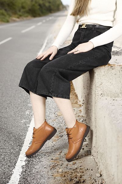 GÖNDERİ(R) Γυναικείες / Κορίτσια Ανοιχτό καφέ Oxford Mold Rubber Sole Γνήσιες δερμάτινες μπότες