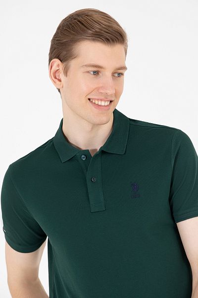 U.S. Polo Assn. Ανδρικό μπλουζάκι με βασικό πόλο σε σκούρο πράσινο χρώμα 50262969 -VR079