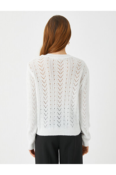 Koton Gestrickter Pullover mit Rundhalsausschnitt und langen Ärmeln