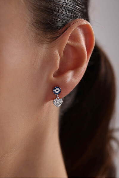 Nereze 925 Ayar Gümüş Rodyum Kaplama Minik Nazar Sallantılı Kalp Küpe