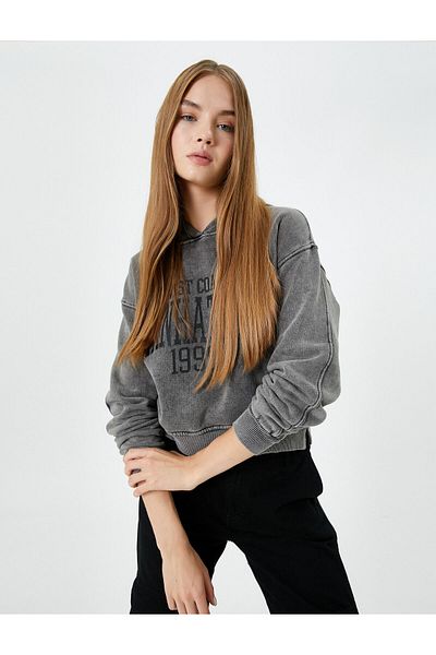 Koton Pale Effect Hooded Crop Sweatshirt College Themed Printed