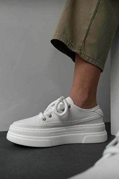 BeBeQ Store Guido White Linen Women's Sneakers