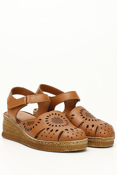 GÖNDERİ(R) Γυναικεία / Κορίτσια Tan Antique Velcro Strap Wedge Heel Σανδάλια από γνήσιο δέρμα