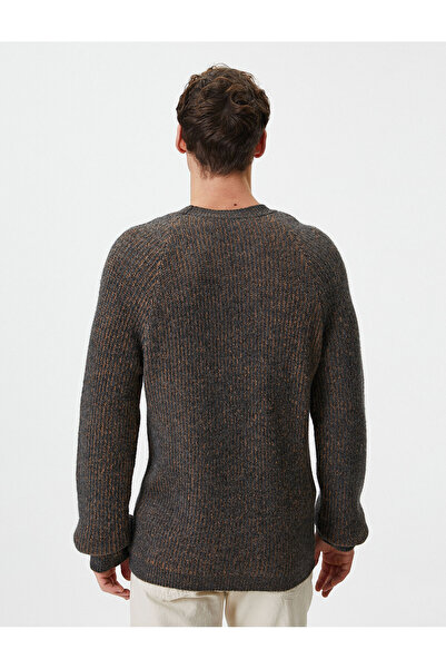 Koton Πλεκτό πουλόβερ με λαιμόκοψη με μακρυμάνικη υφή