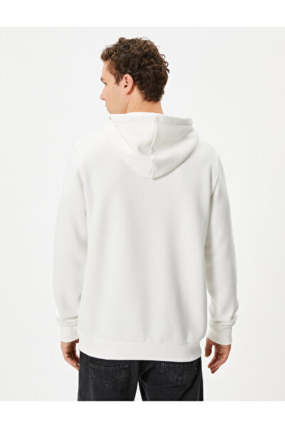 Koton Republic besticktes Kapuzen-Sweatshirt zum 100-jährigen Jubiläum