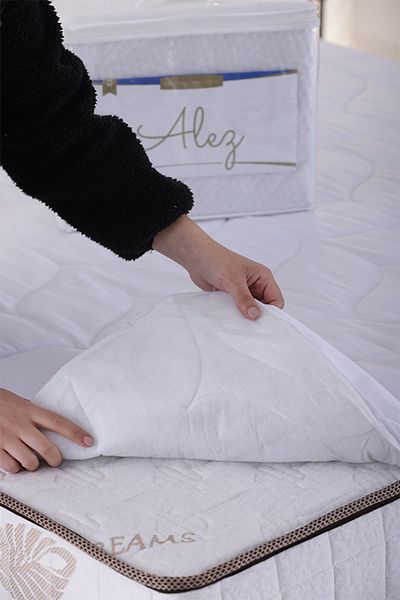 Britishome Bedding Double 180x200 Mattress Protector Mattress Quilted Full Edge Rubber Fitted Mattress