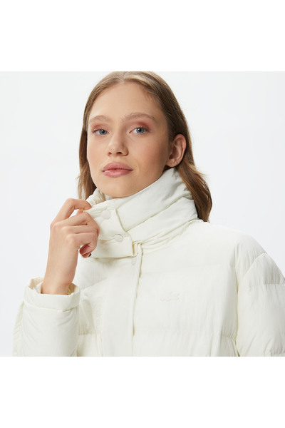 Lacoste Kadın Dik Yaka Kapitone Beyaz Mont