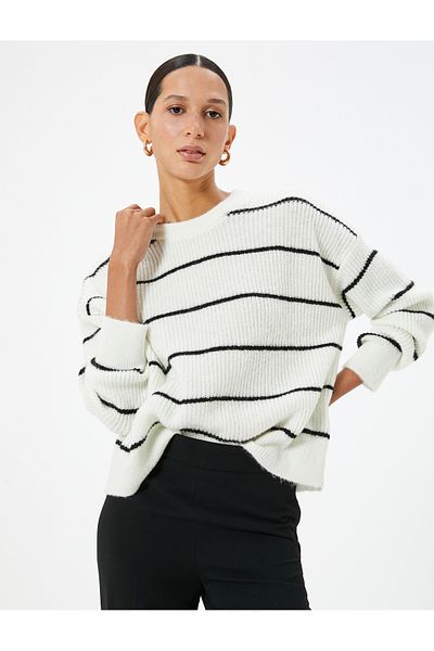 Koton Pulover tricotaj cu maneca lunga - gat rotund, textura moale