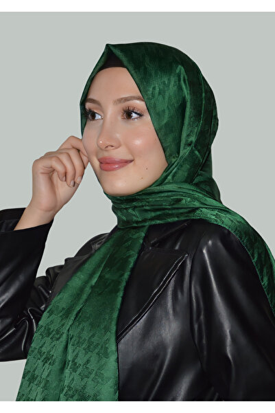 Silk Pearl Emerald Houndstooth Jacquard Shawl