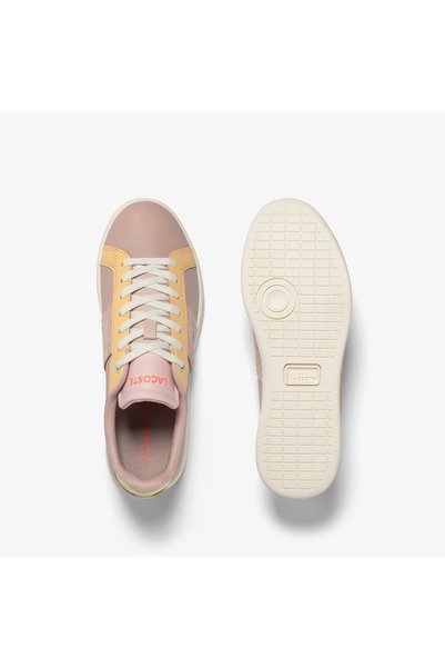Lacoste حذاء رياضي نسائي من Carnaby Pro باللون الوردي الفاتح
