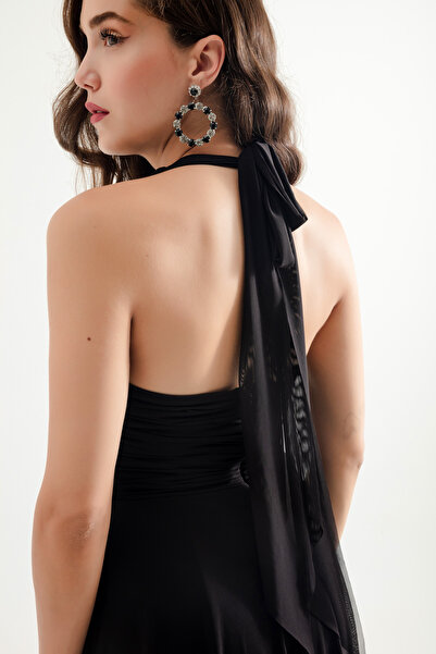 Lafaba Černé dlouhé dámské večerní šaty - ohlávka s výstřihem a bez zad