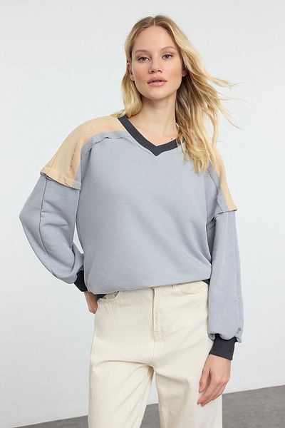Trendyol Collection Голям дебел плетен суитшърт - многоцветен, блоков модел Twoaw25Sw00090