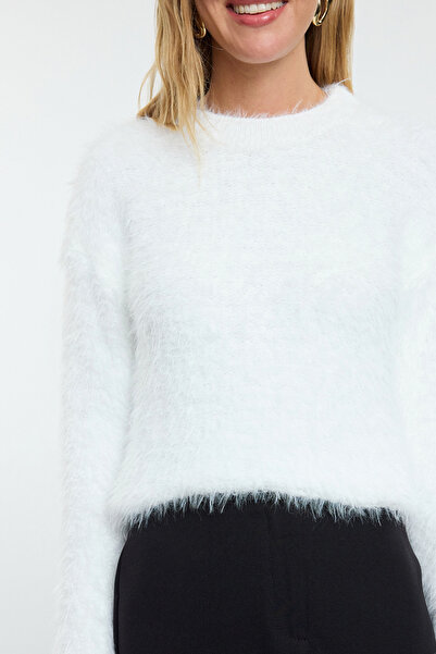 Trendyol Collection Ecru Crew Neck Wide Fit Knitwear Sweater - Twoaw25Kz00338