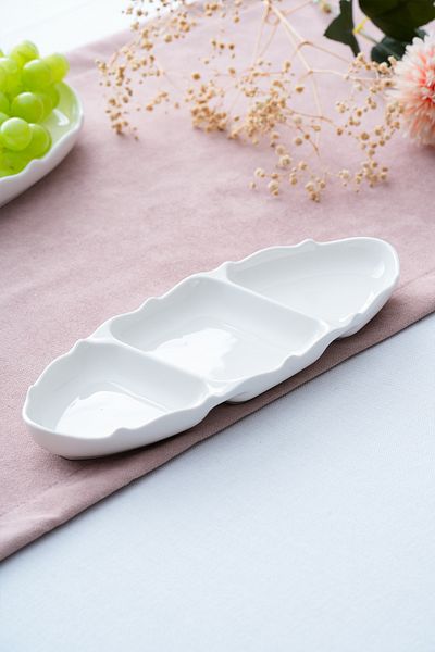ACAR Nirvana Oval 3 Compartment Presentation Plate - 26 cm