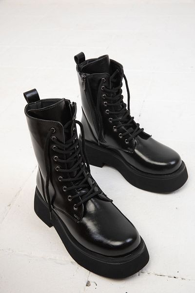 SOHO Women's Black Boots - 19757 Model Bootie