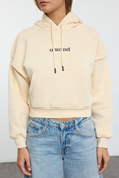 Trendyol Collection Fleece Knitted Sweatshirt - Stone Slogan Print, Wide Fit, Crop - Twoaw25Sw00182