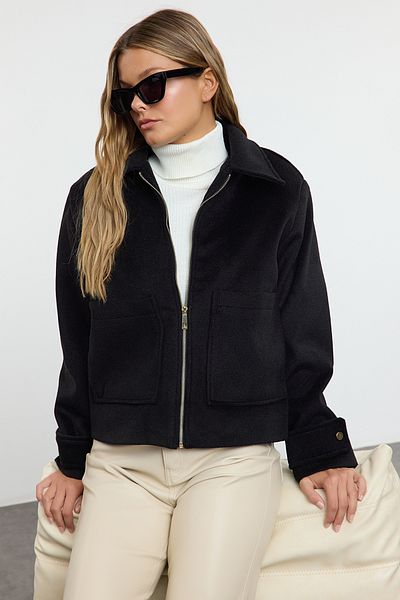 Trendyol Collection Schwarzer, übergroßer, dünner Jackenmantel aus Kaschmir TWOAW25MO00084