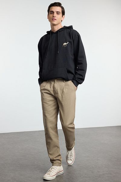 Trendyol Collection Παντελόνι Chino από 100% βαμβάκι Mink - Λεπτομέρεια μπαταρίας και ελαστική μέση TMNAW25PL00010