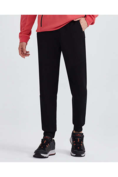 SKECHERS M 2XI-Lock Jogger Sweatpant Erkek Siyah Eşofman Altı S232195-001