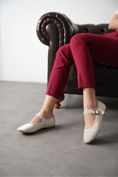 MODAADAM Women's Vavin Ballerina Shoes - Mink-Velvet