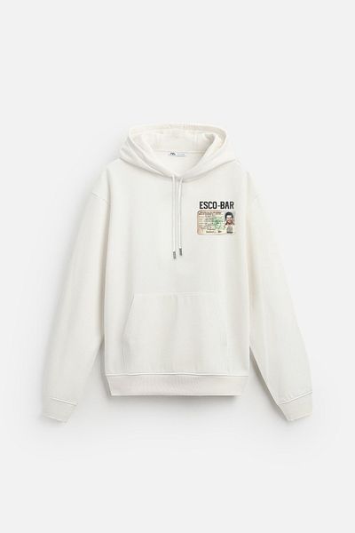 Butik Суитшърт с качулка и джоб „кенгуру“ Trend Biz с щампа Medellin