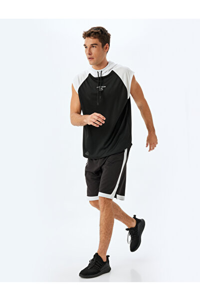 Koton Великі спортивні шорти з капюшоном Slogan Slogan Sports T Shorts Контра...