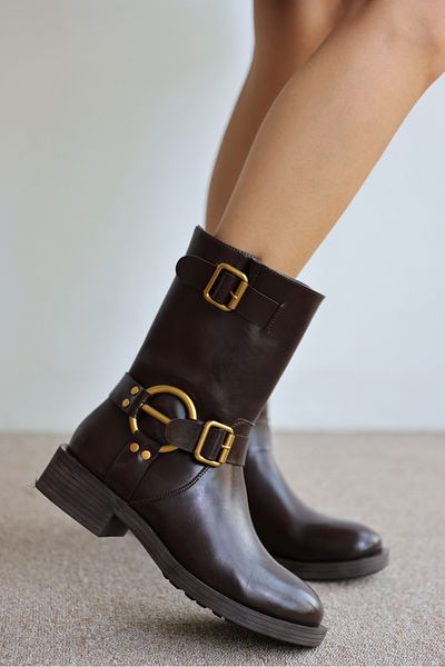 selinshoes Senta Buckle Detailed Zippered Women's Boots - Brown
