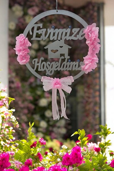 Tasarım Evimize Hoşgeldiniz Ahşap Kırmızı Çiçekli Kapı Süsü