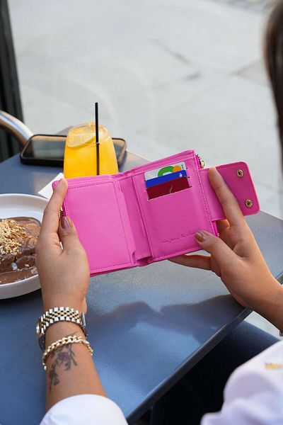 Lebina Milano Women's Wallet / Coin Compartment