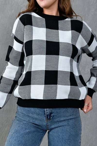 bayansepeti Pulover negru de tricotaje cu model în carouri 0122