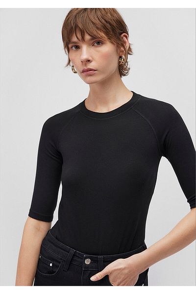 Mavi Schwarzes T-Shirt mit sitzendem Körper - Fitted Cut 1612819 -900