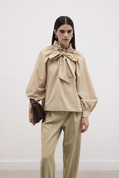 KADRİYE BAŞTÜRK قميص ذو طية صدر السترة بلون الجمل