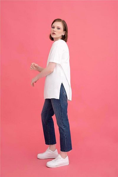 Avrile Ecru Color Women's V-Neck Basic T-Shirt