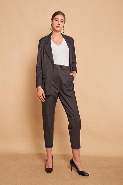 Jument Pantaloni eleganti din stofă Boyfriend cu talie înaltă cu model morcov - negri