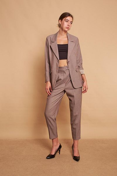 Jument Pantaloni stilați din stofă Boyfriend cu talie înaltă cu model morcov - bej