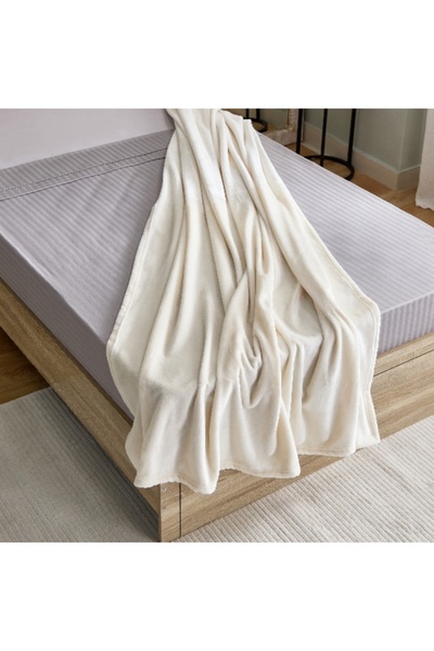 Home Box Lavish Twin Flannel Blanket