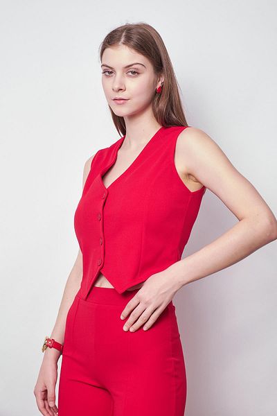 Jument Women's Lycra Crepe Fabric Short Vest with Back D Buckle-Red