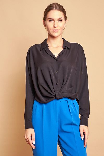 Jument Cămașă din țesătură elegantă, fără lycra, cu mânecă lungă, plisată în față, neagră
