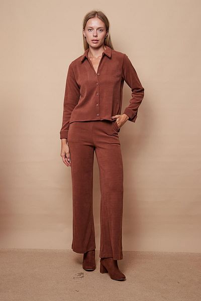 Jument Παντελόνι Lycra Velvet Palazzo με ψηλή μέση και πλαϊνές τσέπες - Κέλυφος φουντουκιού